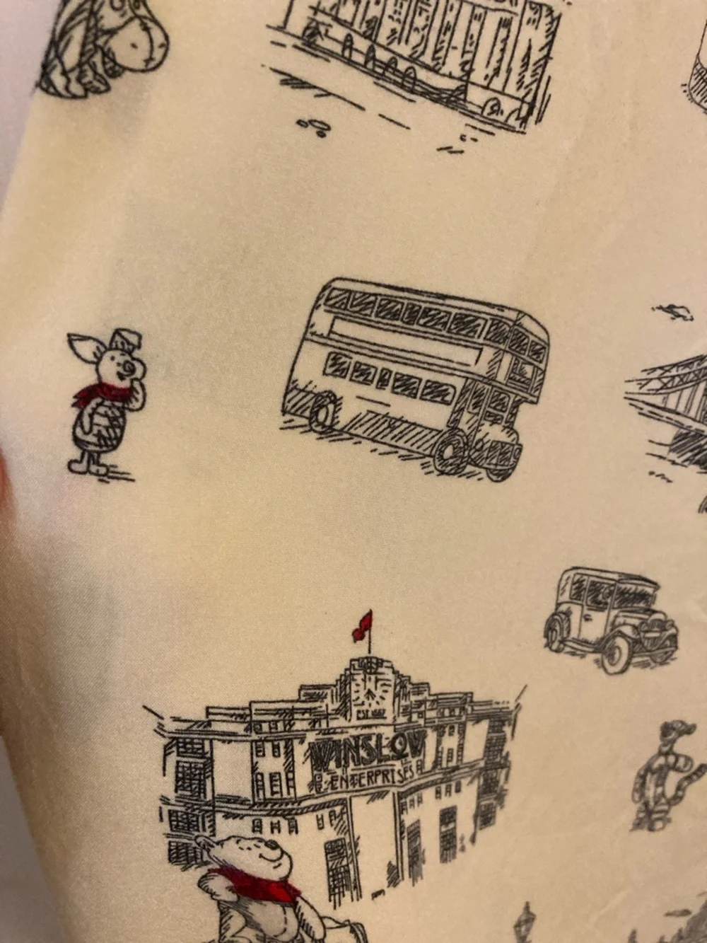 Disney Winnie the Pooh in London Balloon Pajama Set - Picture 6 of 13